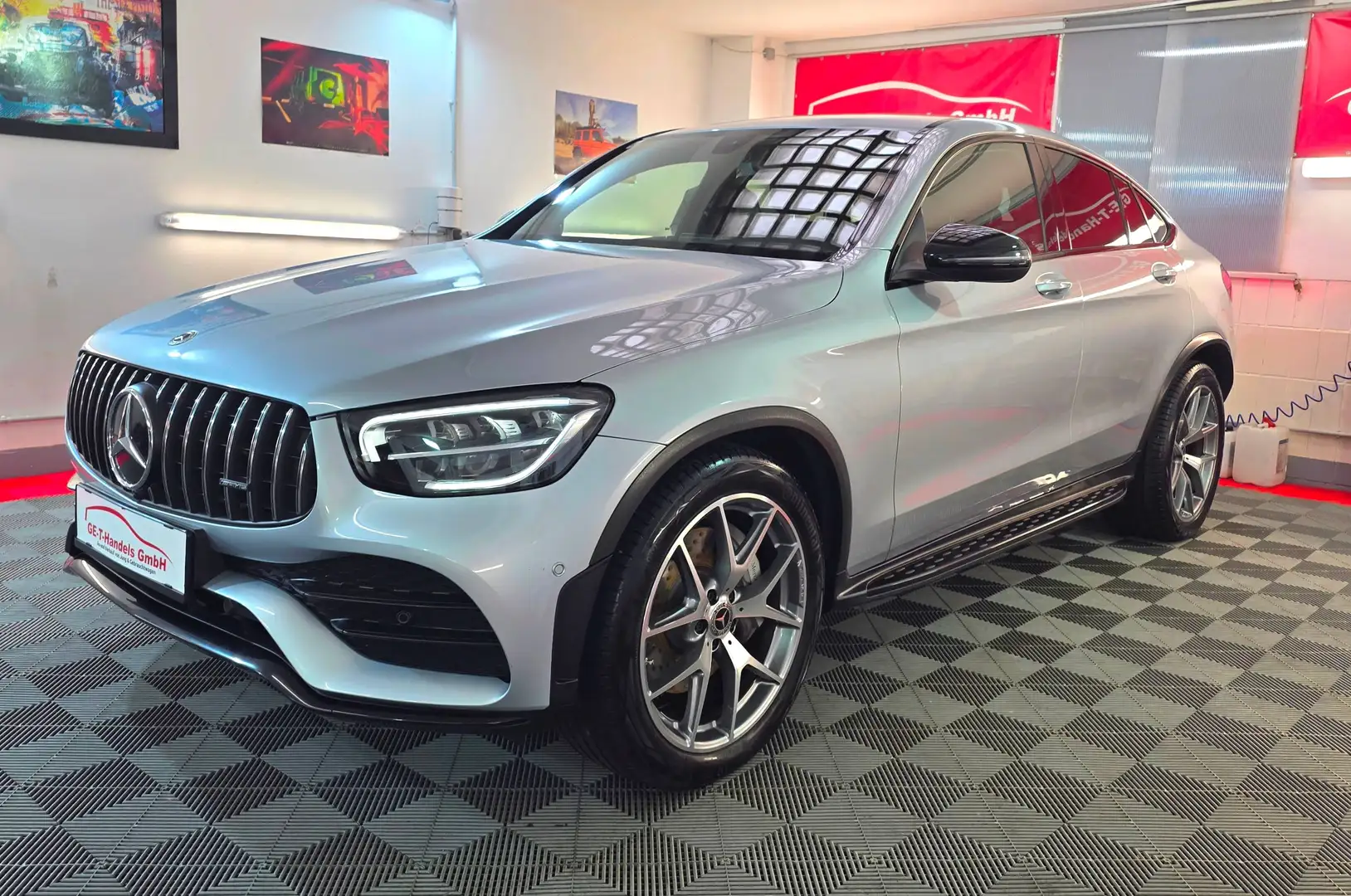 Mercedes-Benz GLC 200 Coupé 4MATIC AMG-Paket LED Leder mit nur 40.000Km Silber - 1