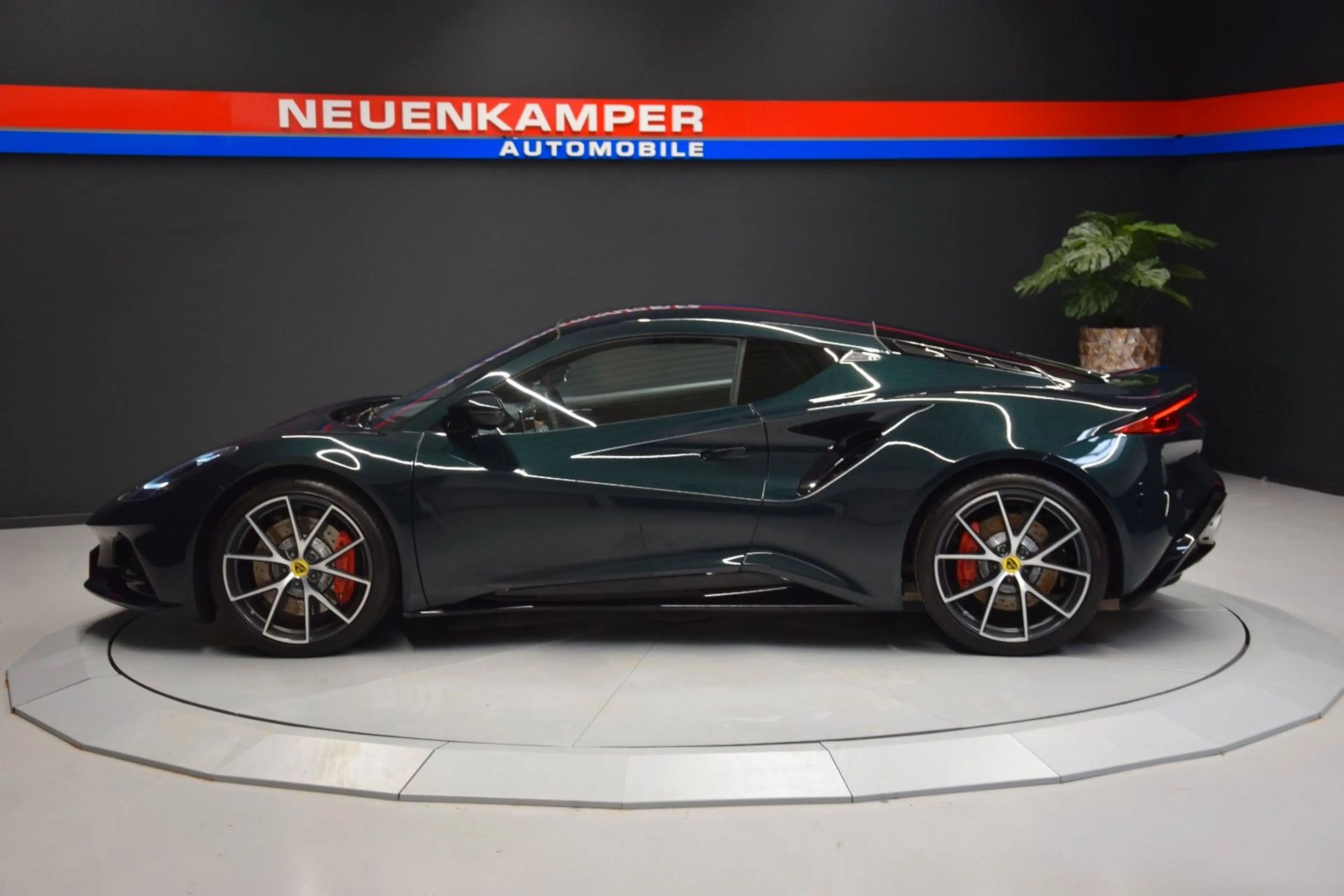 Lotus Emira 2.0 Turbo First Edition Leder beige — photo 4