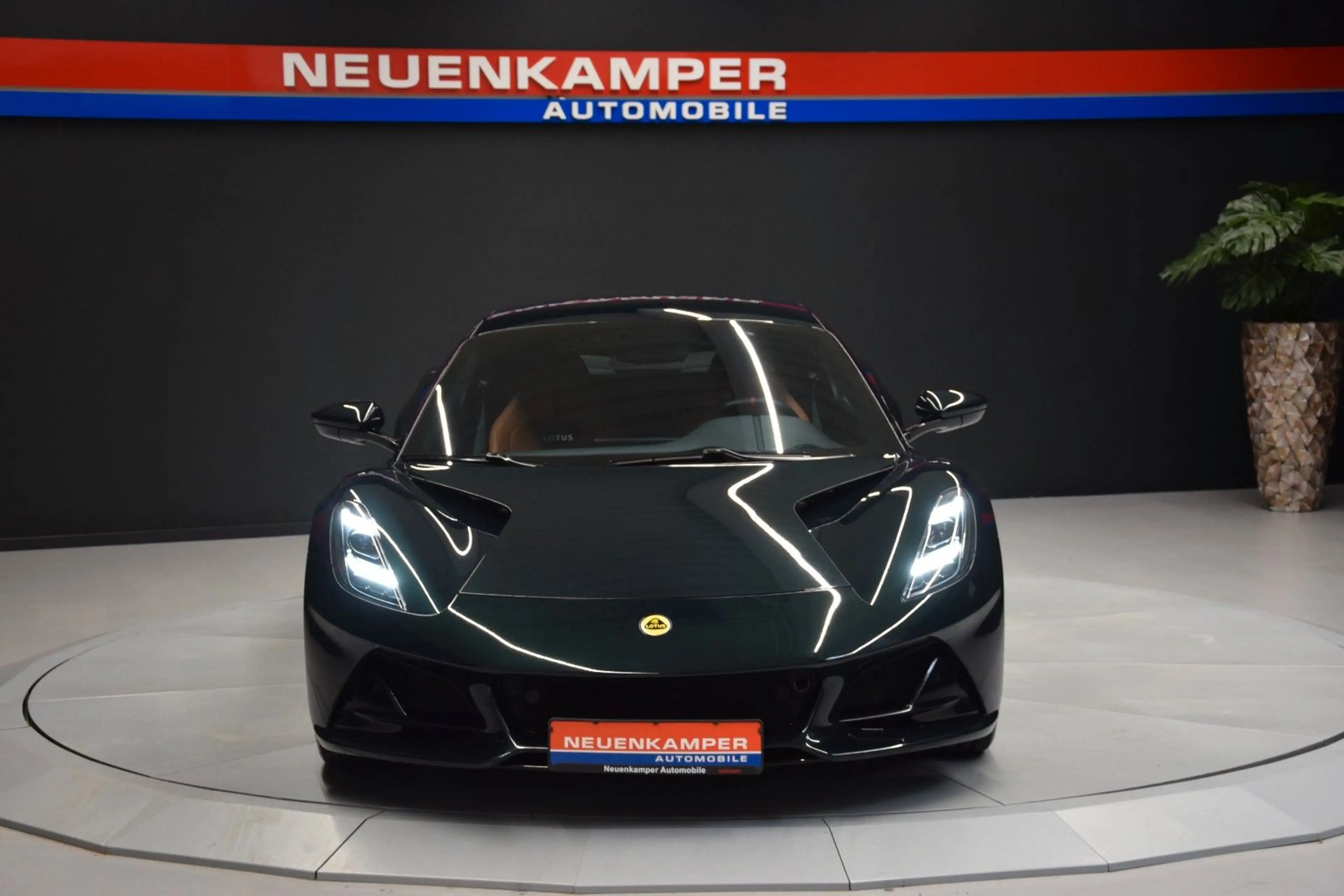 Lotus Emira 2.0 Turbo First Edition Leder beige — photo 2