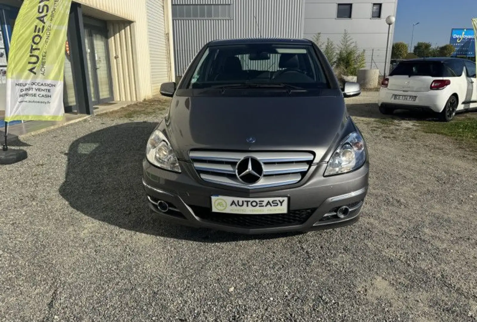 Mercedes-Benz B 180 180 CDI DESIGN Grau - 2