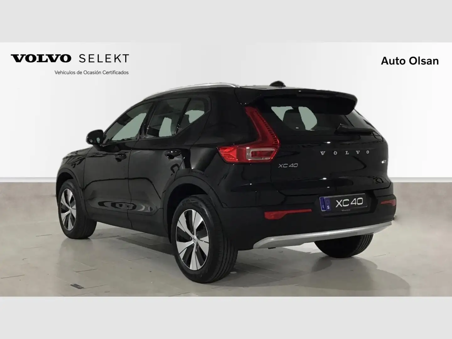 Volvo XC40 2.0 B3 G Core Auto Negro - 2