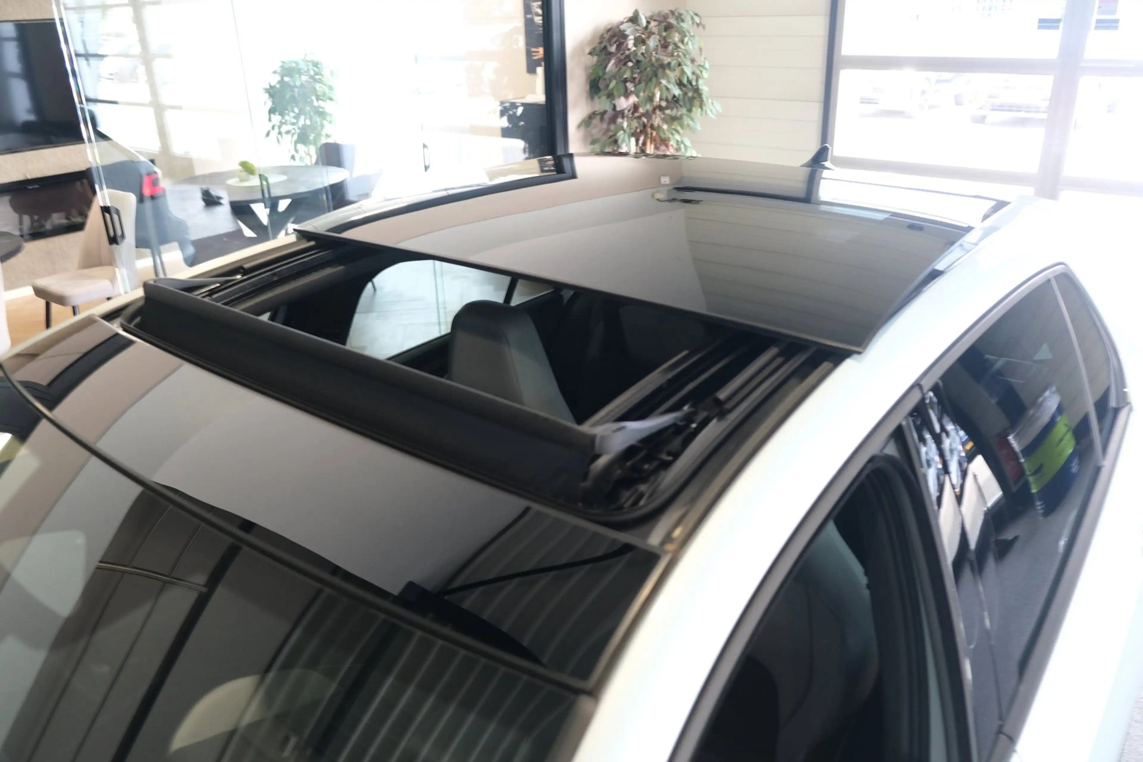 Volkswagen Golf GTE 8.5 1.5 eHybrid 272PK Facelift Pano Volleder 360Ca — photo 3