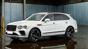 Hybrid 3.0 PHEV Mulliner Blackline TV screens