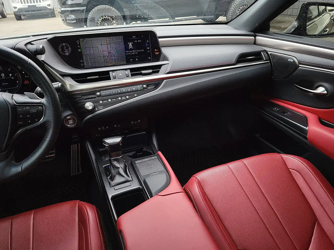 Lexus ES снимка Lexus ES