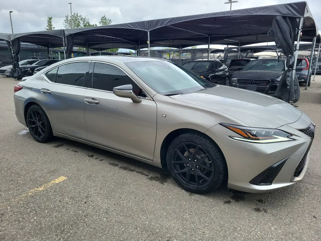 Lexus ES снимка Lexus ES