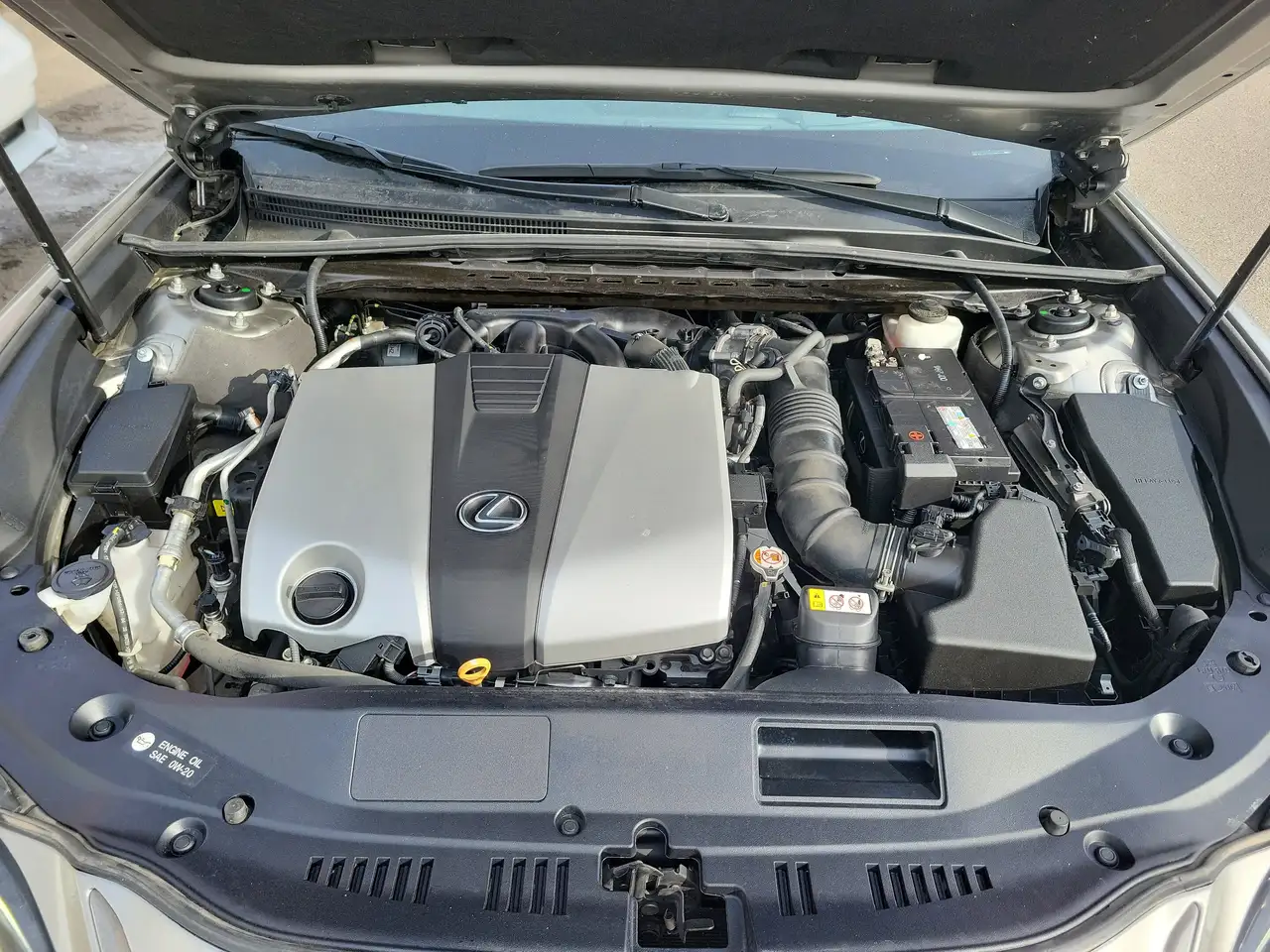Lexus ES снимка Lexus ES