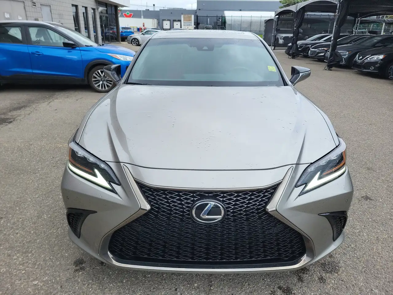 Lexus ES снимка Lexus ES