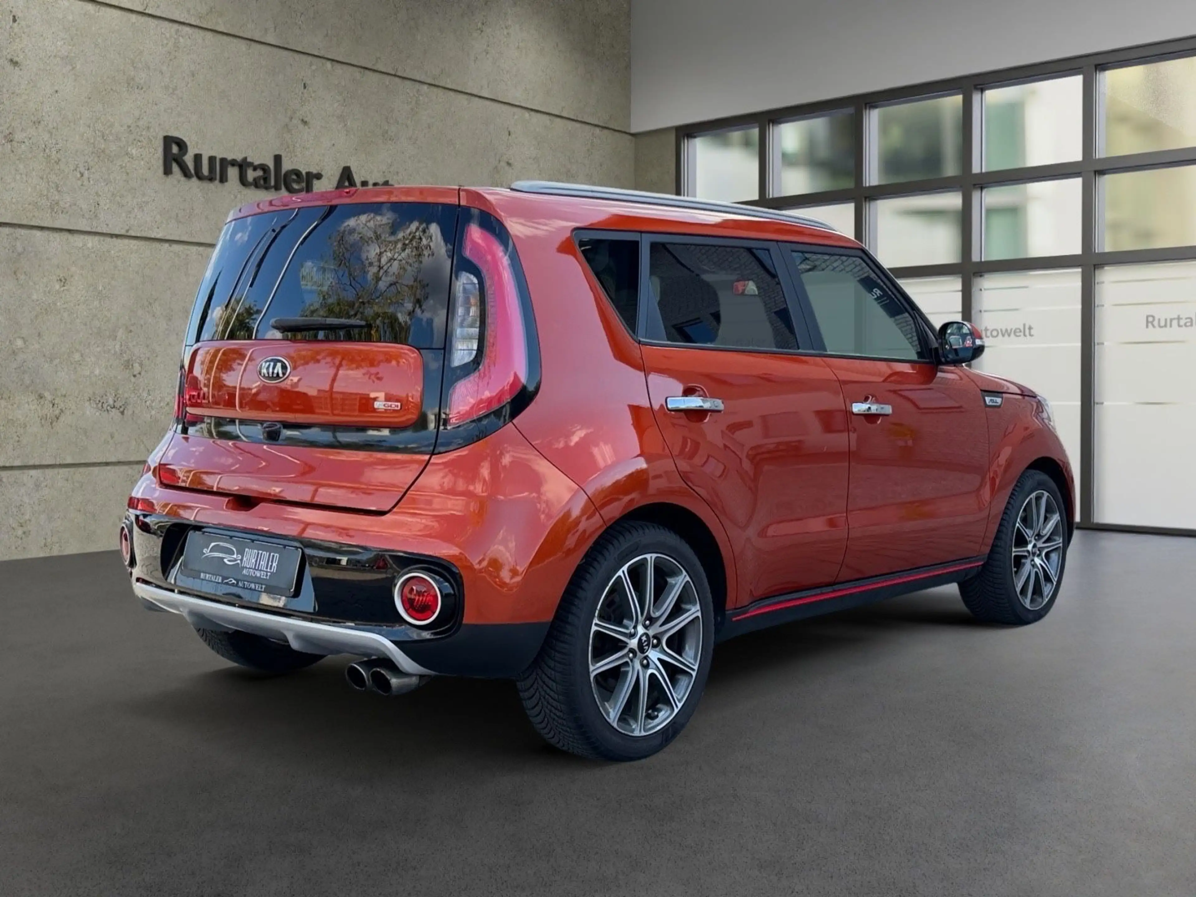 Kia Soul Turbo *NAVI*RFK*SHZ*S-DACH*PANO*TEMP*TÜV* — photo 5