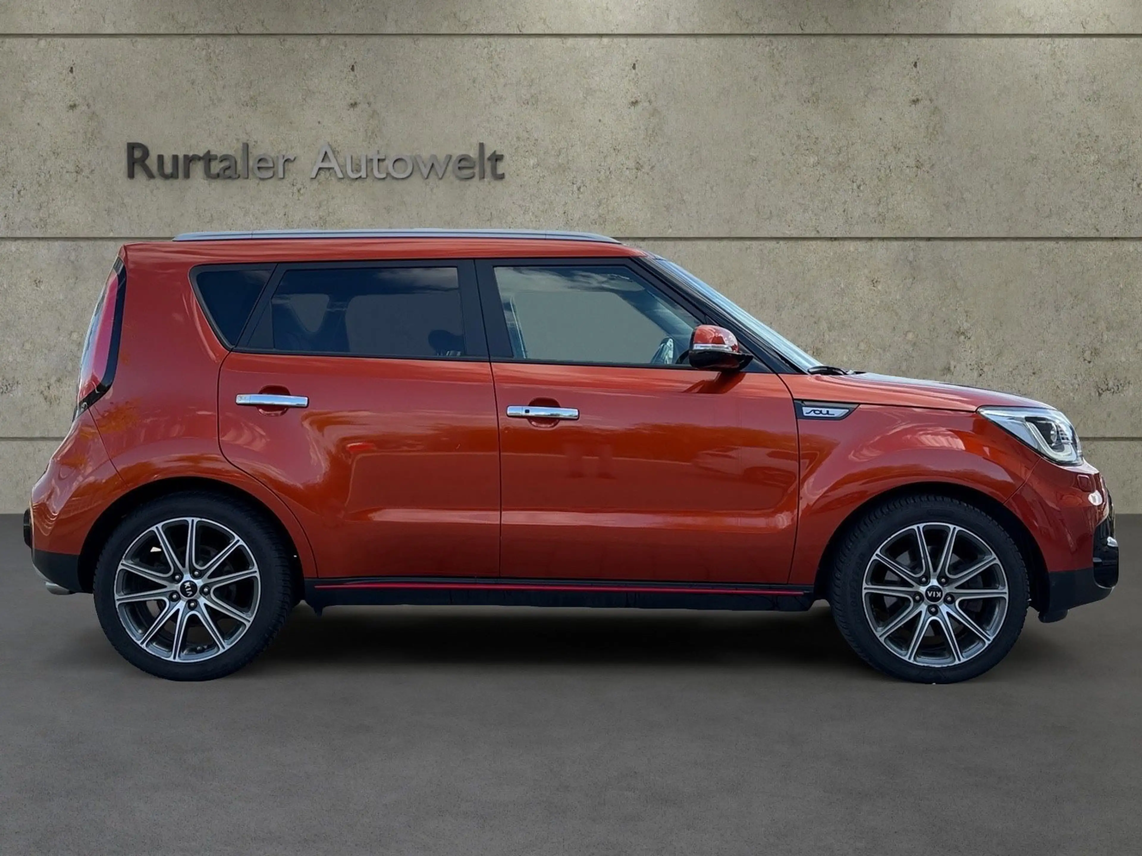 Kia Soul Turbo *NAVI*RFK*SHZ*S-DACH*PANO*TEMP*TÜV* — photo 6