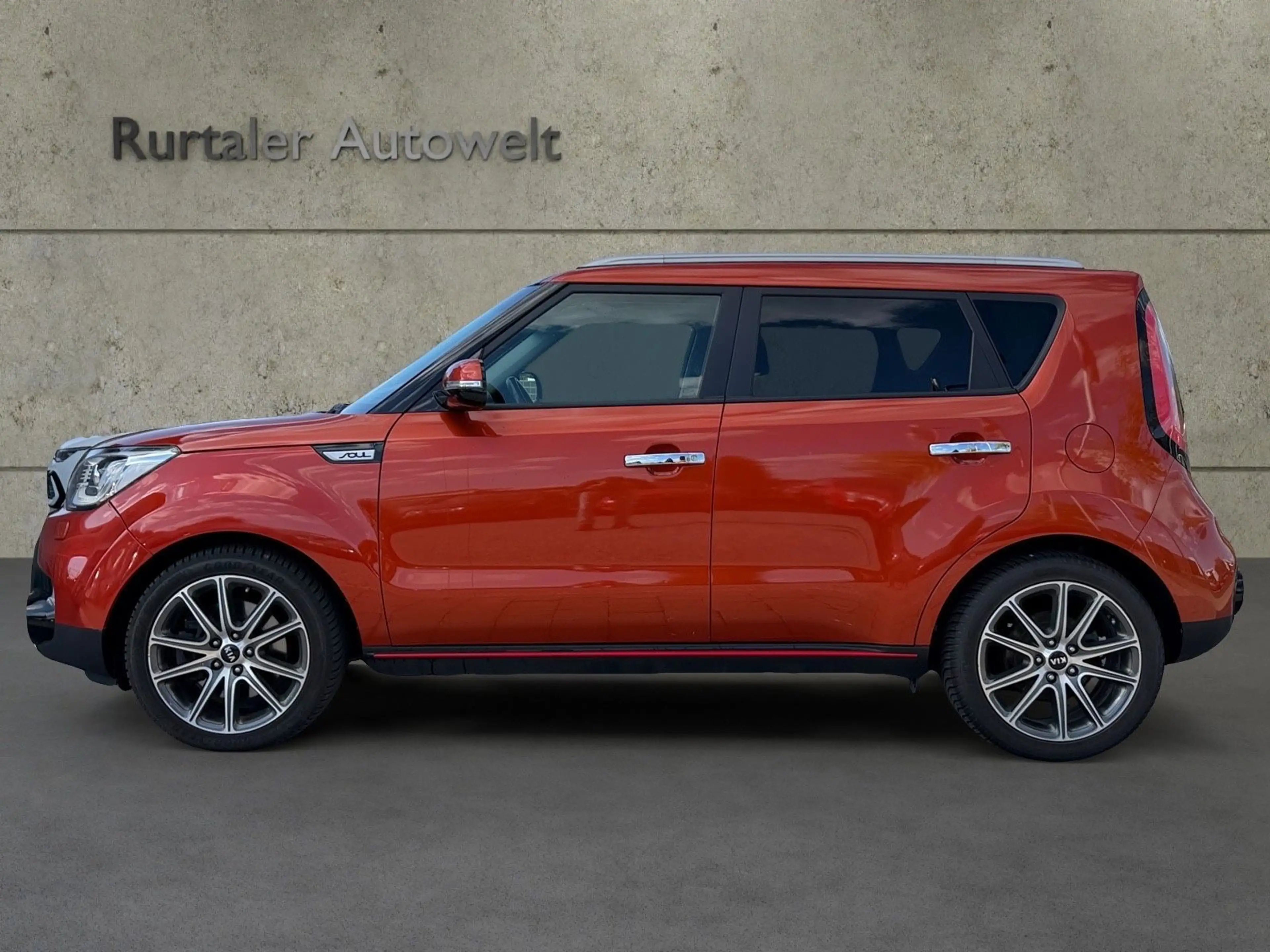 Kia Soul Turbo *NAVI*RFK*SHZ*S-DACH*PANO*TEMP*TÜV* — photo 2