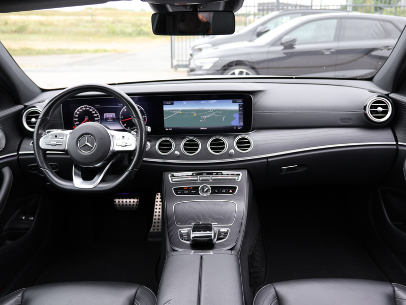 Mercedes-Benz E 350 d T AMG Line - PANO BURMESTER NIGHT — photo 22