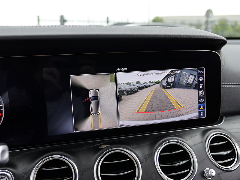 Mercedes-Benz E 350 d T AMG Line - PANO BURMESTER NIGHT — photo 34