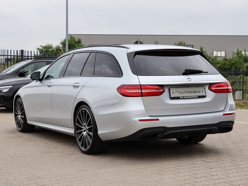 Mercedes-Benz E 350 d T AMG Line - PANO BURMESTER NIGHT — photo 10