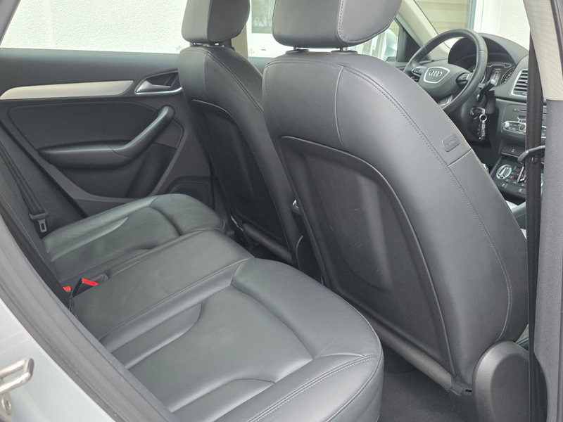 Audi Q3 2.0 TFSI quattro *LEDER*8Fach Berreift — photo 29