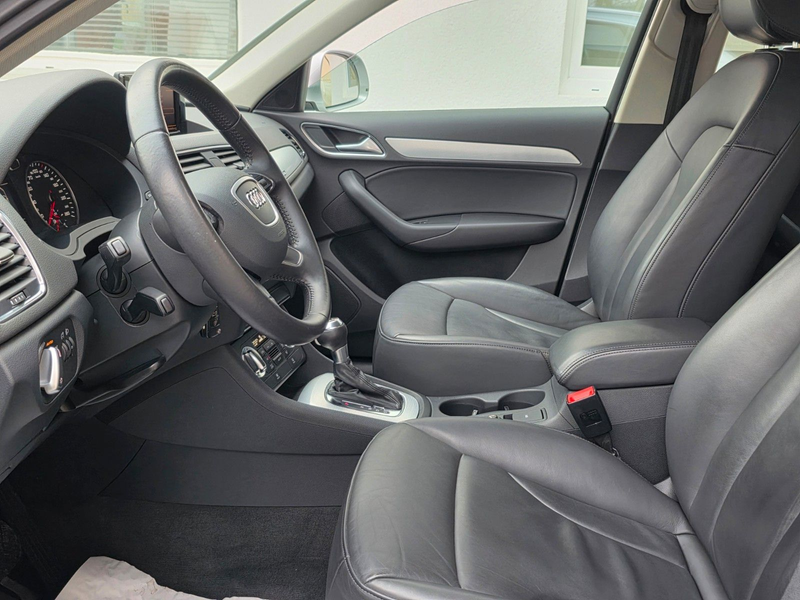 Audi Q3 2.0 TFSI quattro *LEDER*8Fach Berreift — photo 19