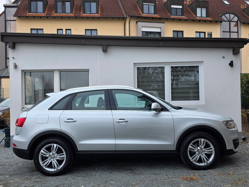Audi Q3 2.0 TFSI quattro *LEDER*8Fach Berreift — photo 10