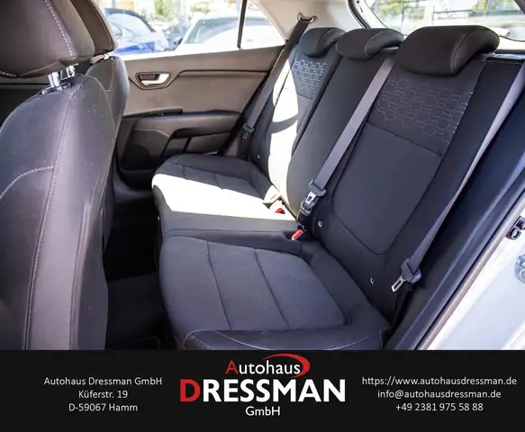 Kia Rio view 12