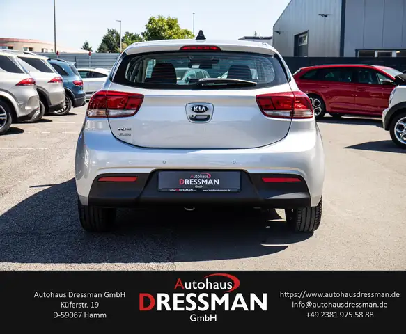 Kia Rio view 5