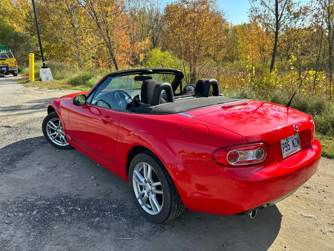 Mazda MX-5 Miata снимка Mazda MX-5 Miata