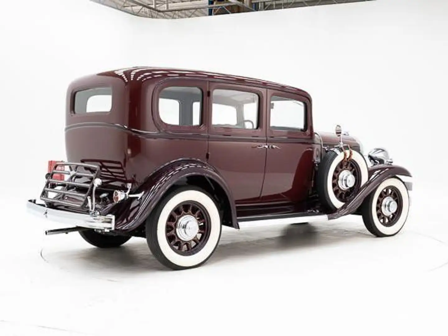 Buick 57 S 8 Cylinder '32 CH1900e Червоний - 2