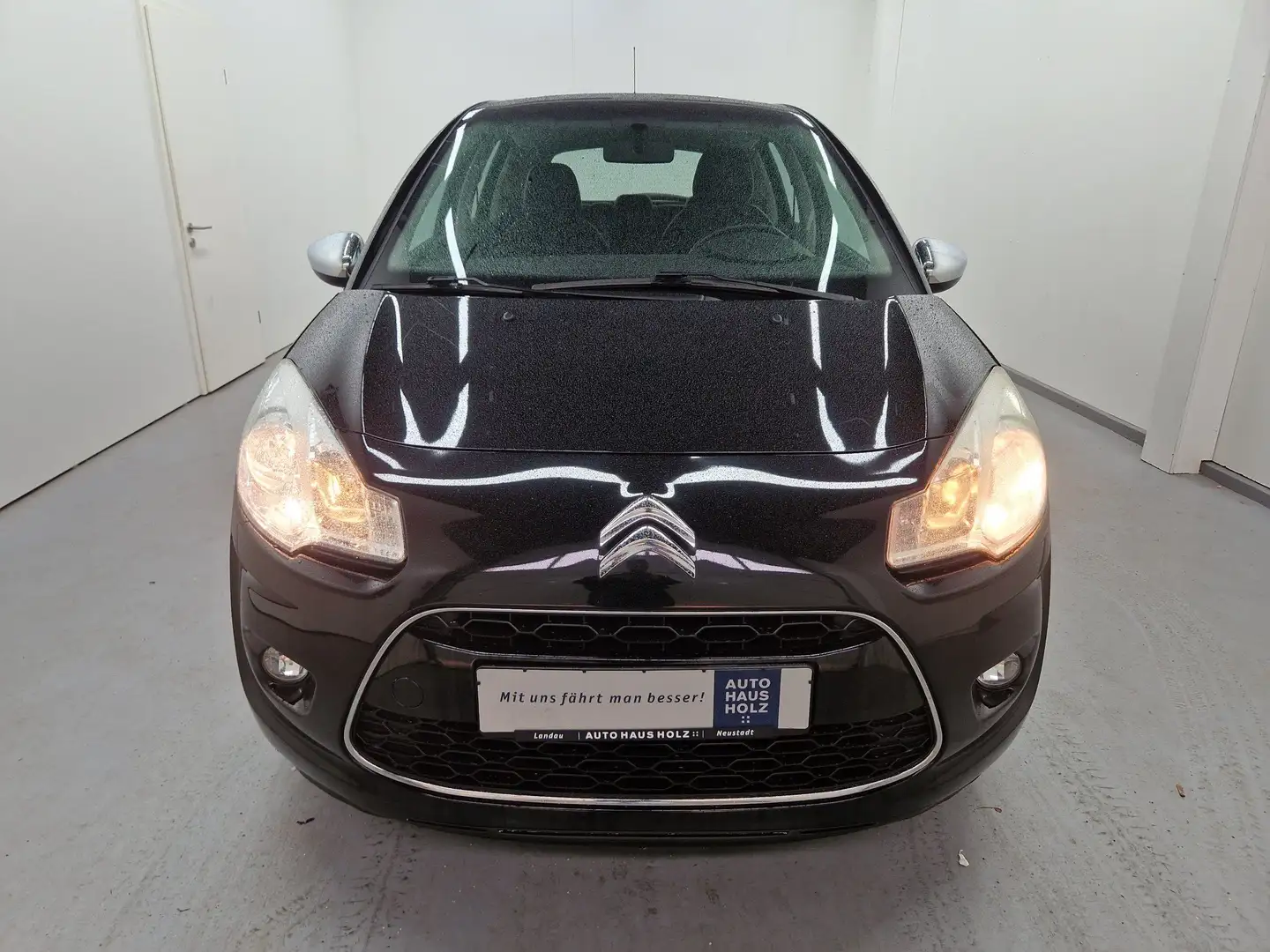 Citroen C3 1.2 VTi PureTech Selection Klima Schwarz - 1