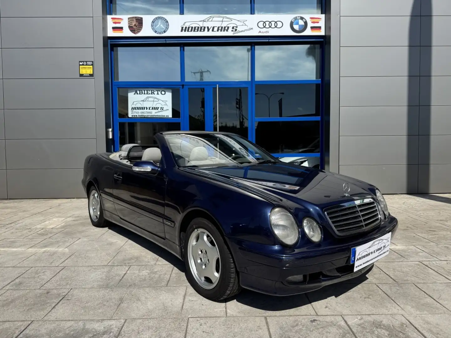Mercedes-Benz CLK 200 Cabrio Sport Blau - 2