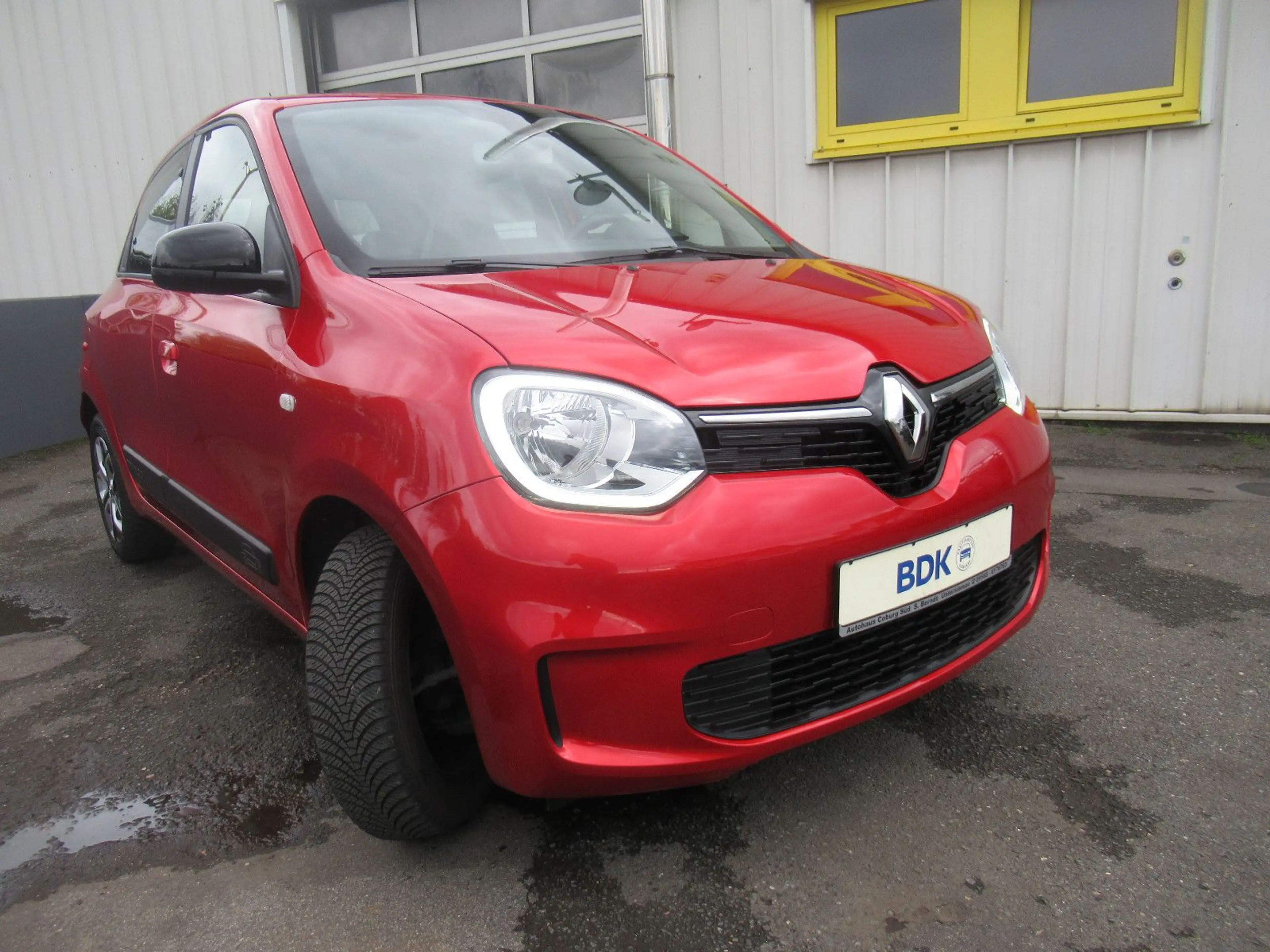 Renault Twingo Equilibre KLIMA NAVI SHZG PDC TEMPO. DAB+ — photo 3