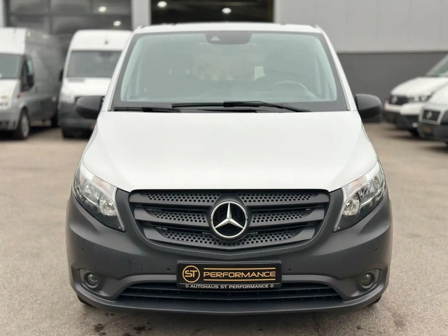 Mercedes-Benz Vito 114 CDI EXTRALANG NAVI SHZ 1HAND PDC TEMPOM Silber - 2