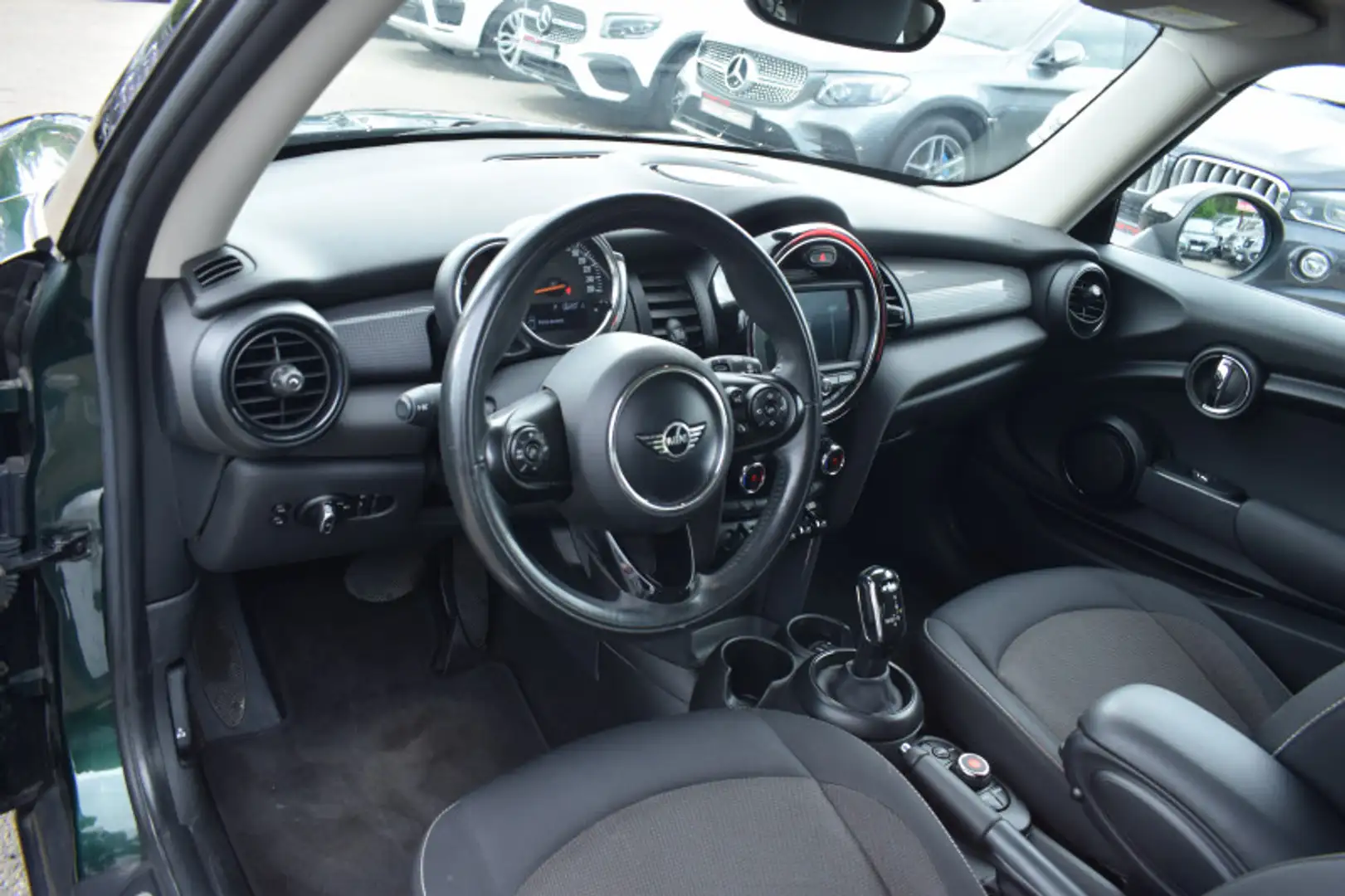MINI Cooper D COOPER D 116CH BVA Vert - 2