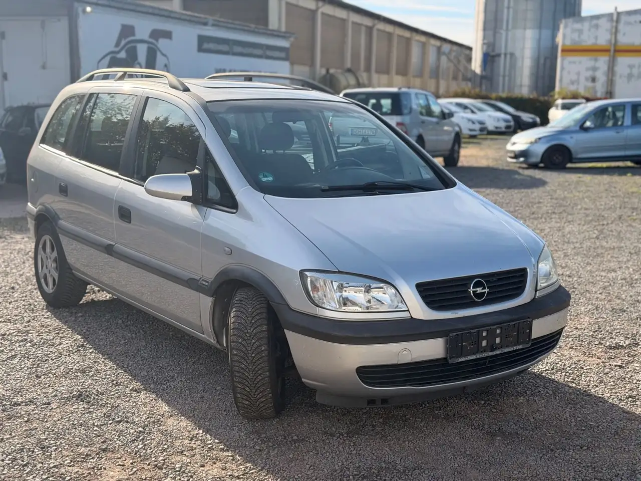 Opel Zafira 1.8 16V Elegance, foto 3