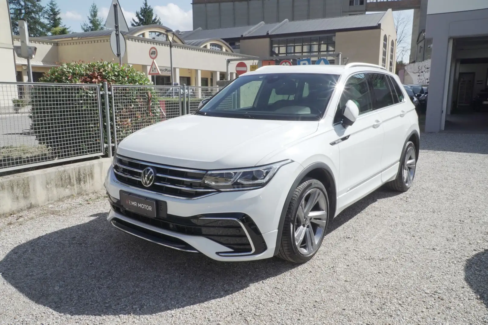 Volkswagen Tiguan Tiguan 1.5 TSI 150 CV DSG ACT R-Line Blanc - 1