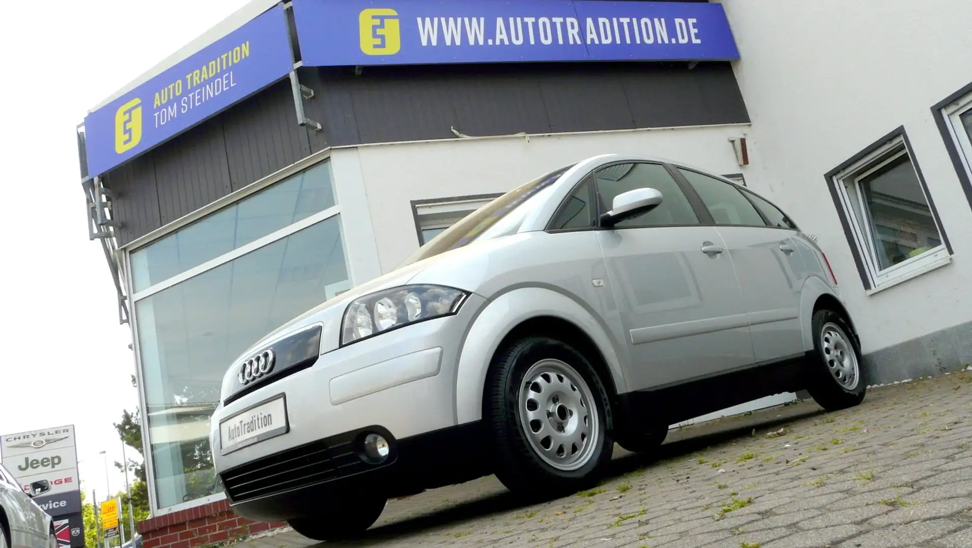 Audi A2 1.2 TDI 3L aus erster Hand im beispielhaften Zustd Silber - 1