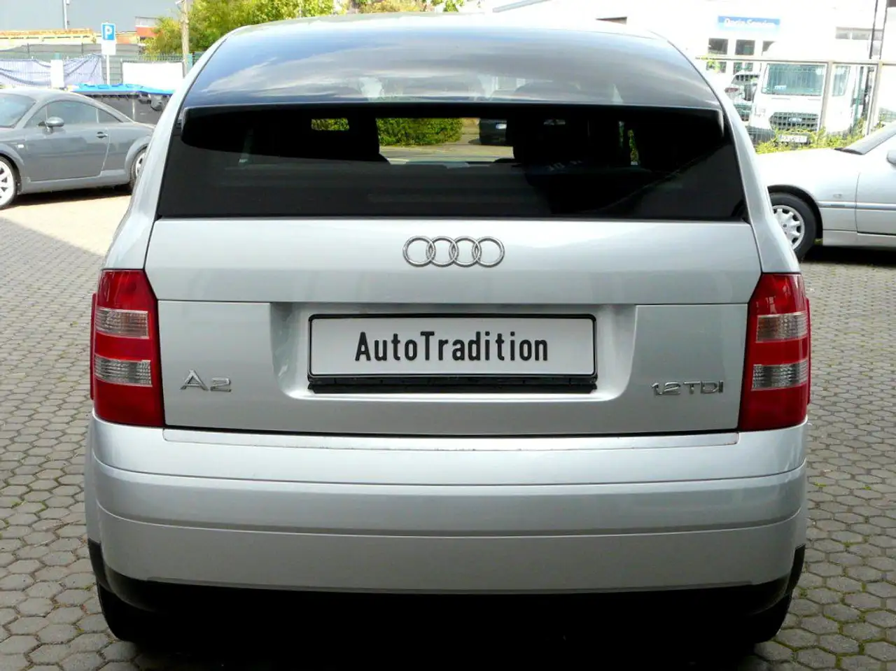 Audi A2 1.2 TDI 3L aus erster Hand im beispielhaften Zustd, foto 6