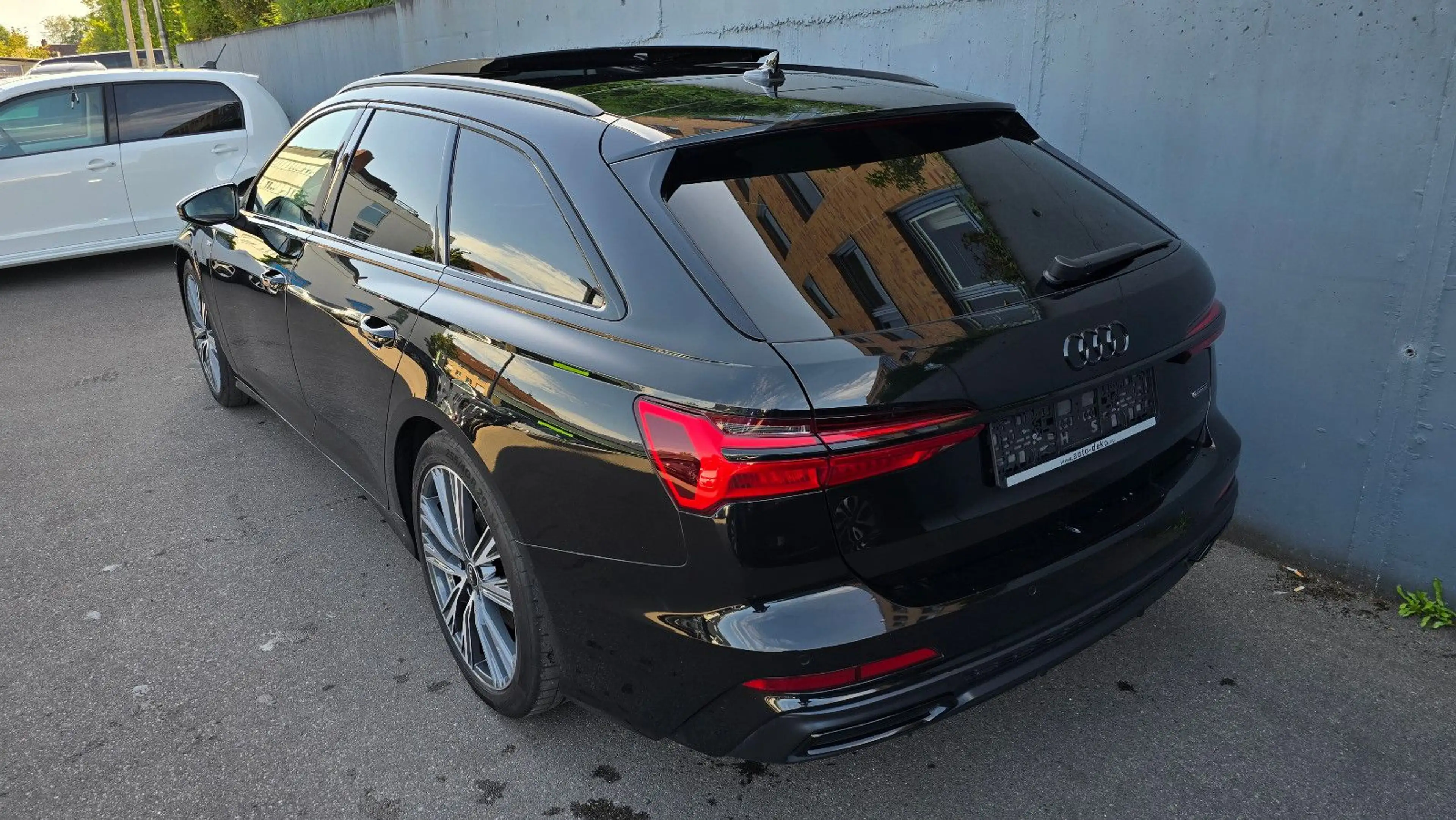 Audi A6 55TFSI quattro S tronic 3 x S line Pano/Leder — photo 3