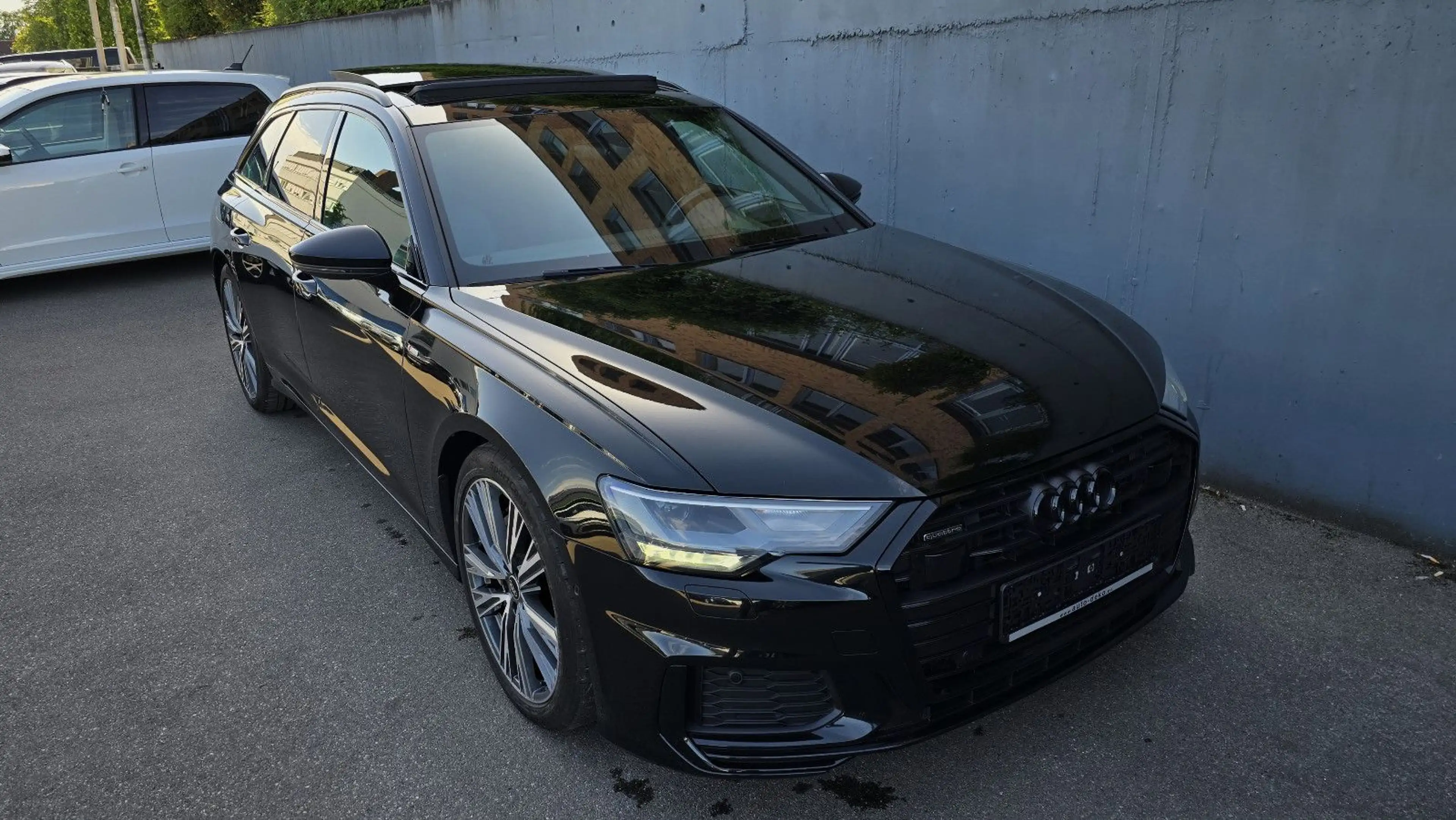 Audi A6 55TFSI quattro S tronic 3 x S line Pano/Leder — photo 2