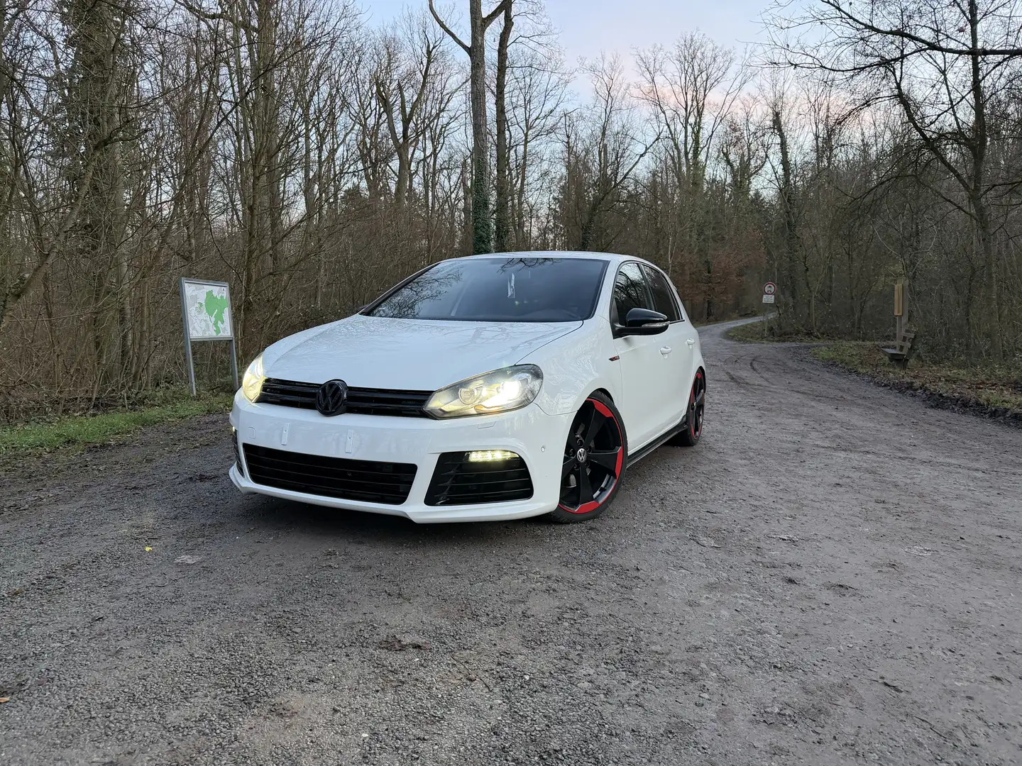 Volkswagen Golf GTI 2.0 DSG - 1