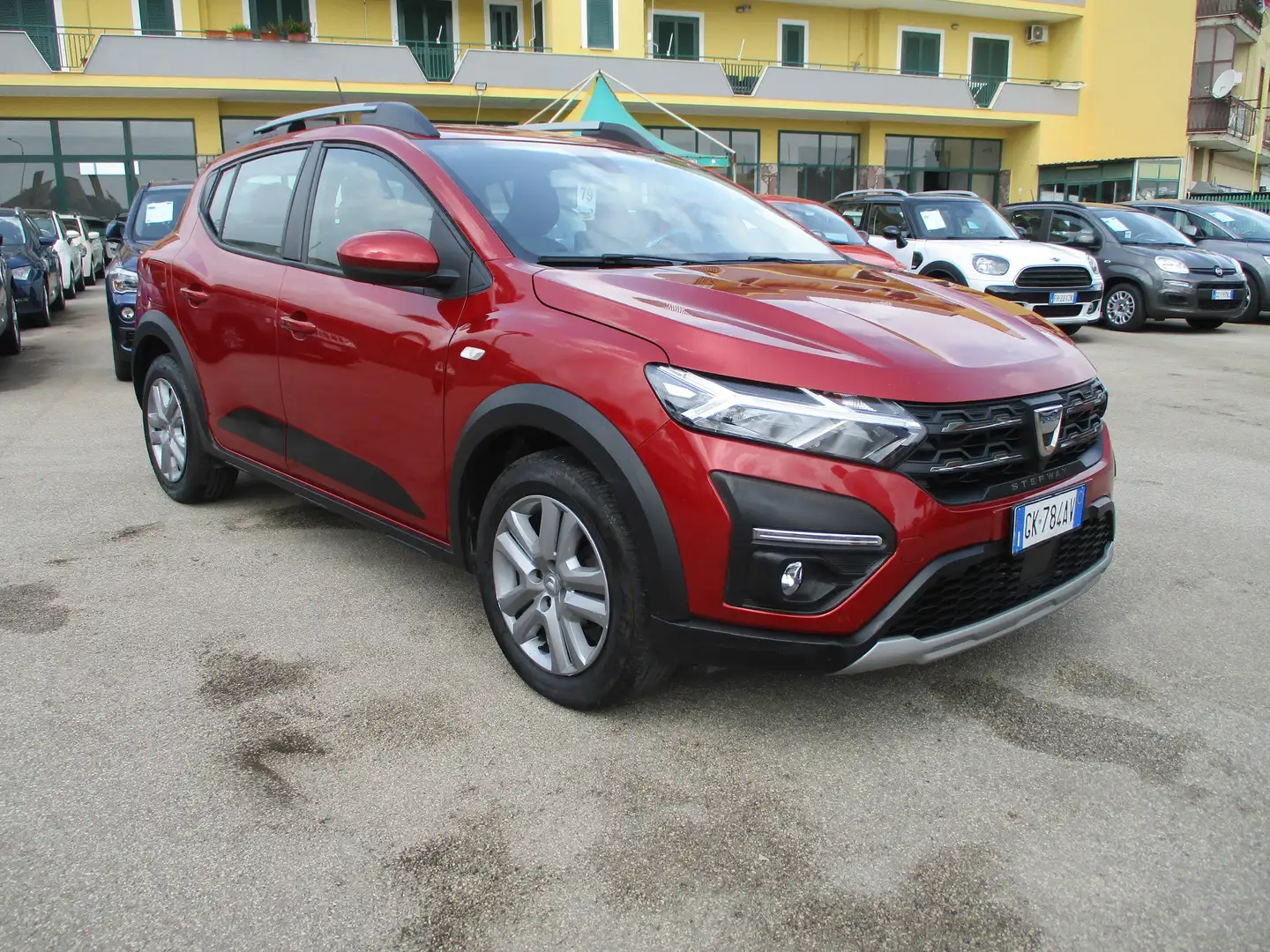 Dacia Sandero STEPWAY III 1.0 TCE 101CV E6D GPL DI SERIE CAR/PLA Rouge - 1