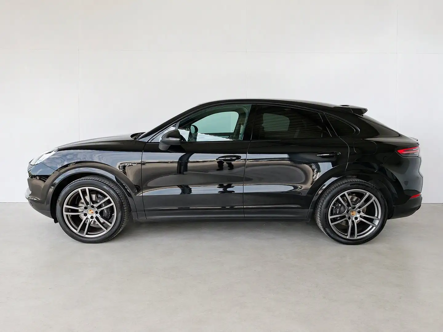 Porsche Cayenne E-Hybrid Coupé Platinum Edition Schwarz - 2