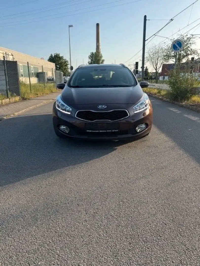Kia Ceed SW / cee'd SW 1.6 GDI Dream  Edition Sportsw Brun - 1