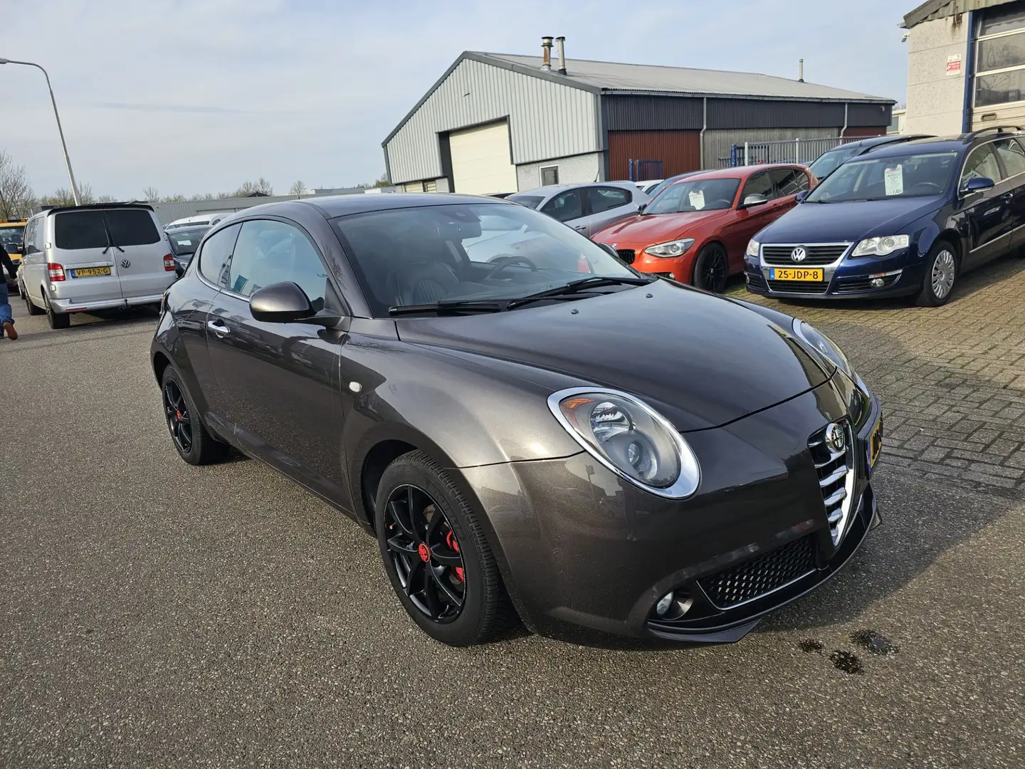 Alfa Romeo MiTo 0.9 TwinAir Exclusive NAV.+ Clima Bj:2016 NAP! Grey - 2