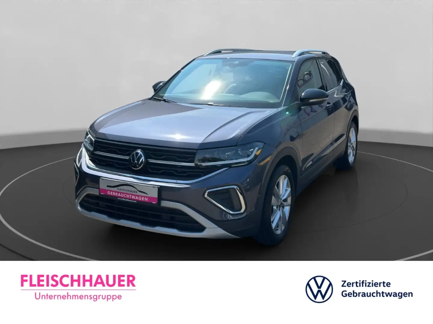 Volkswagen T-Cross 1.0TSI  Style AHK+Navi+Rear View+CarPlay Grijs - 1