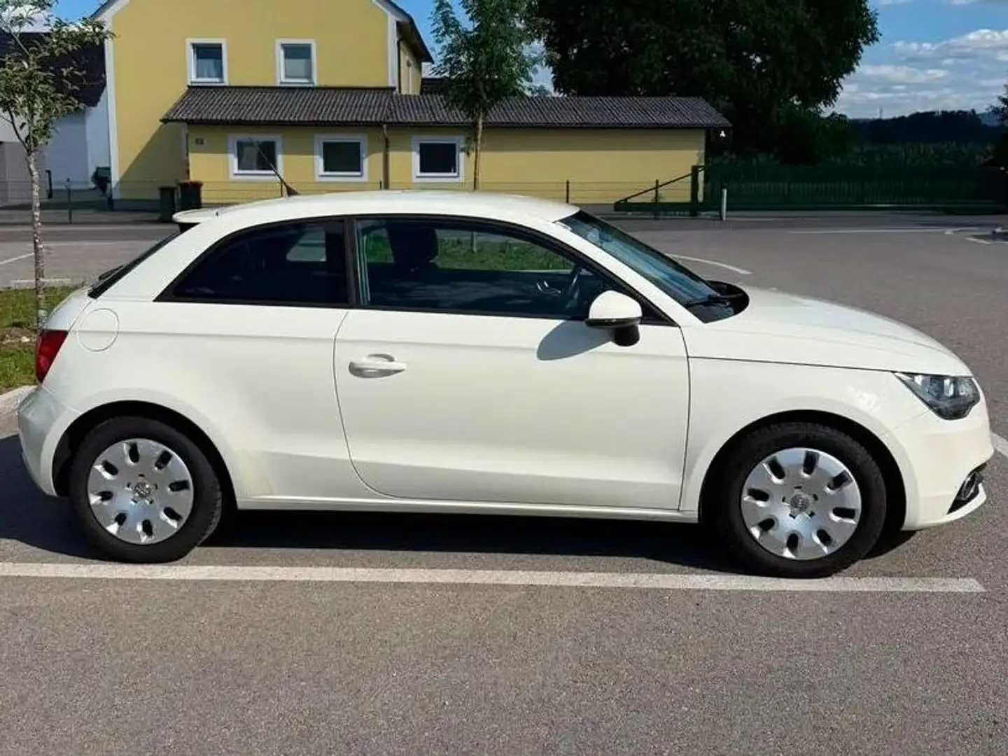 Audi A1 A1 1,2 TFSI Ambition Ambition Weiß - 2