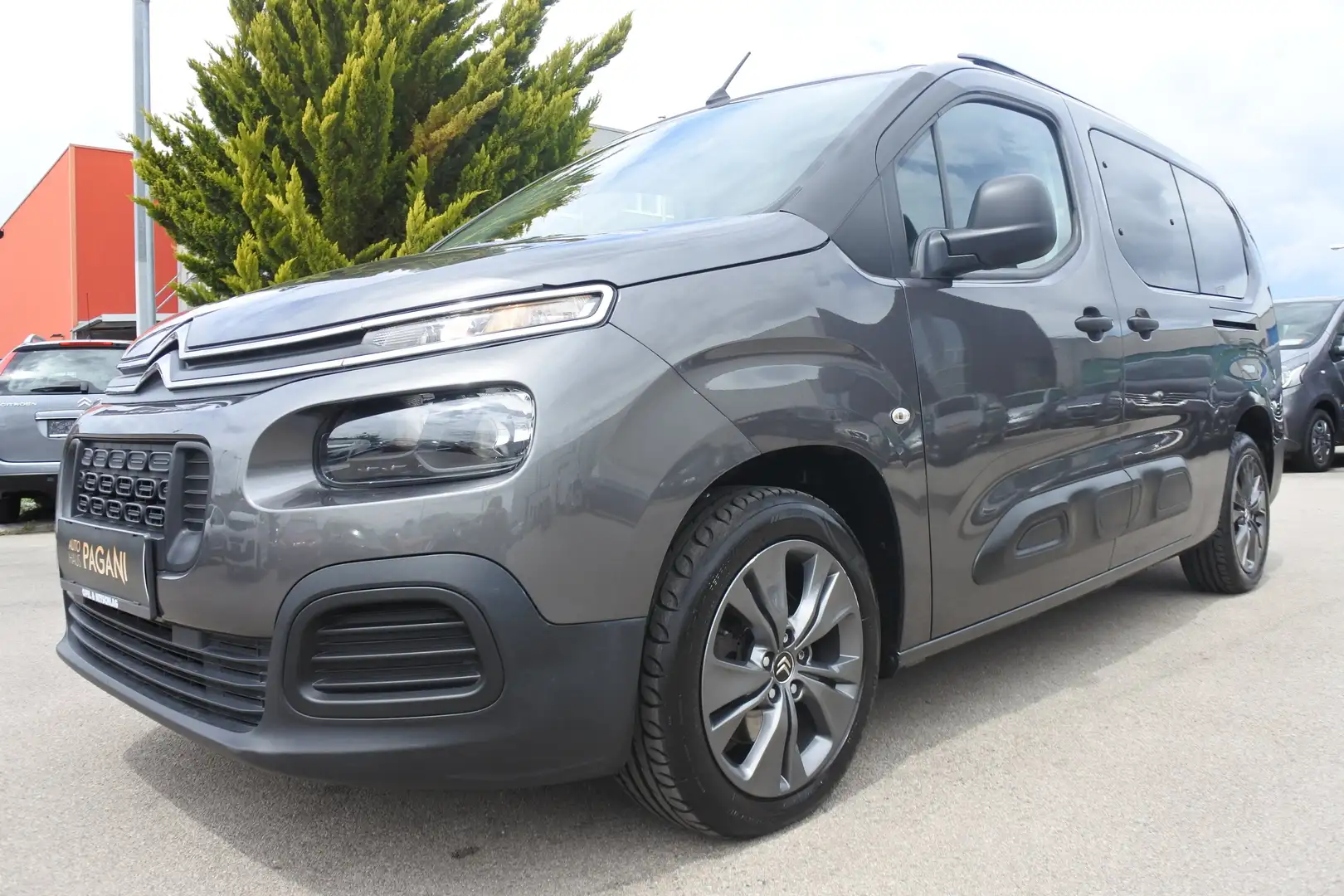 Citroen Berlingo BlueHDI 130 Feel XL/TEMPO/ABSTAND/AHK/NUR99800KM/ Grau - 1