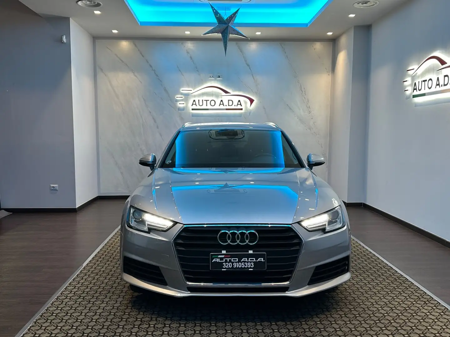 Audi A4 Avant 2.0 TDI 150 CV Business Sport Argent - 1