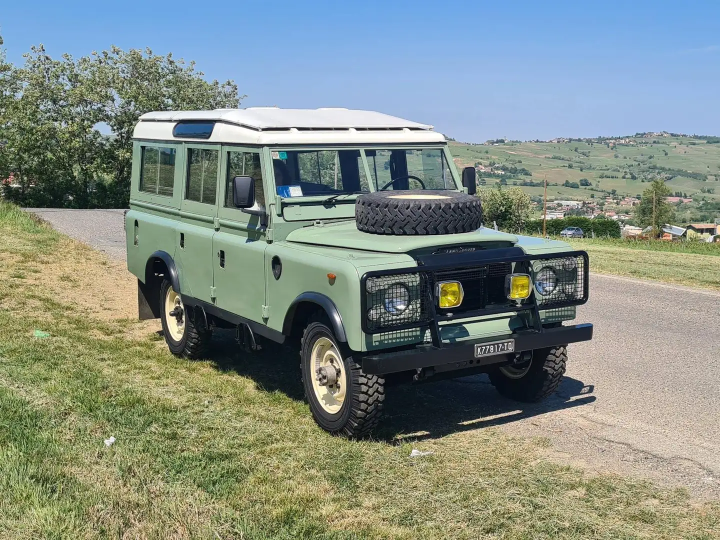 Land Rover Series 109 - 2
