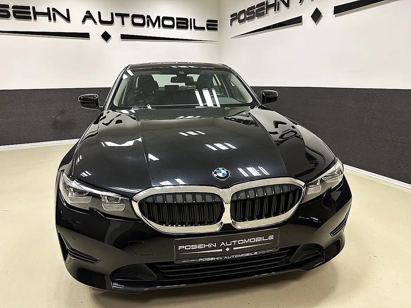 BMW 330 e xDrive Lim. HYBRID Advantage LED Navi Kamera Zwart - 2