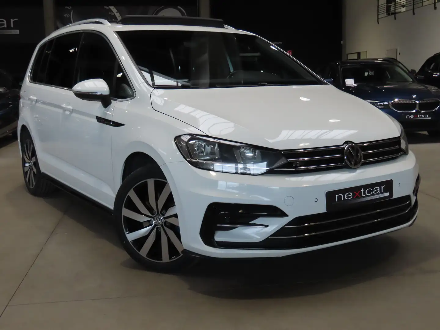Volkswagen Touran 1.6 TDi R-Line *TOIT PANO-NAVI-PARKING* A EMPORTER Wit - 2