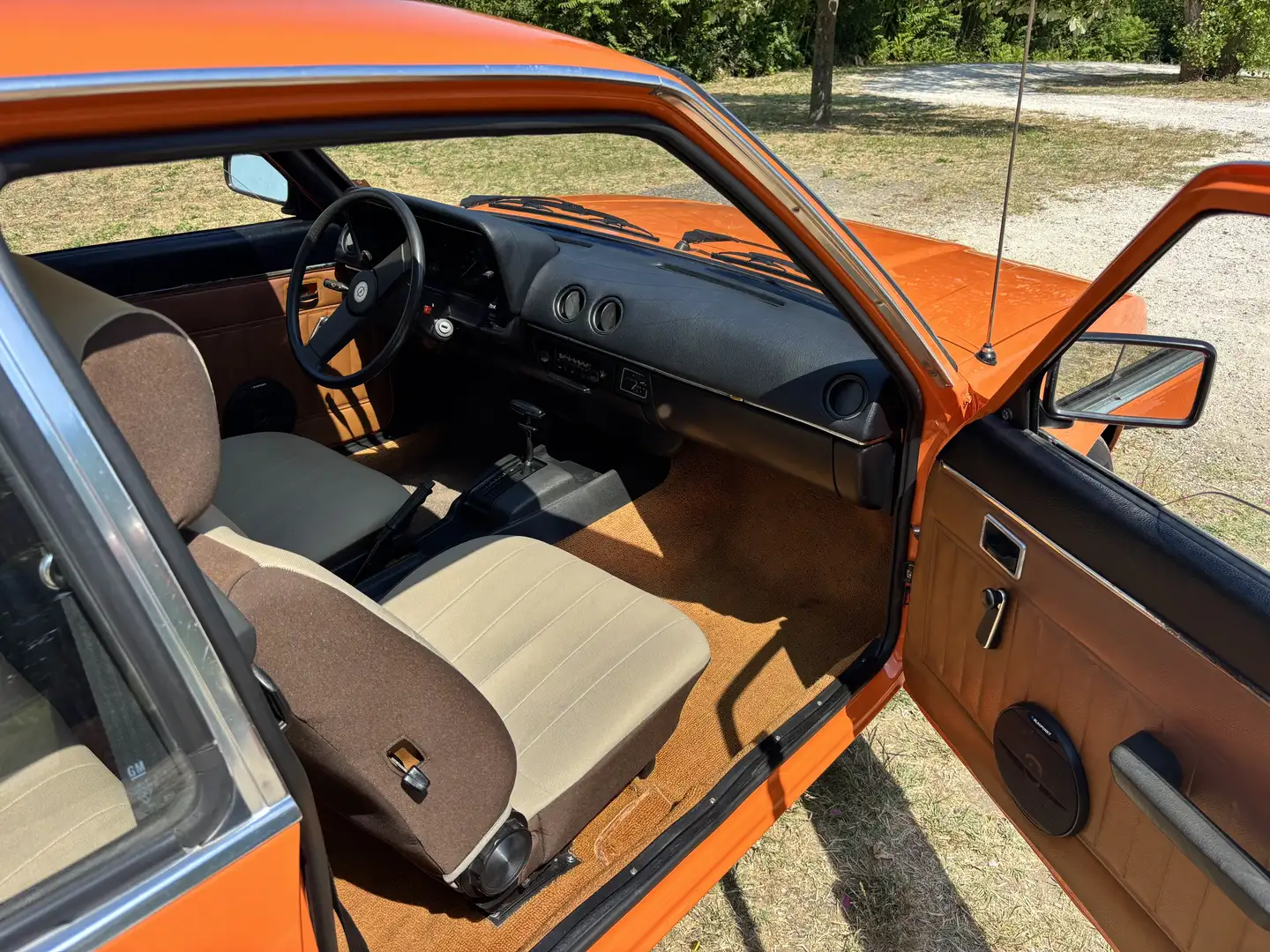 Opel Ascona B - 1