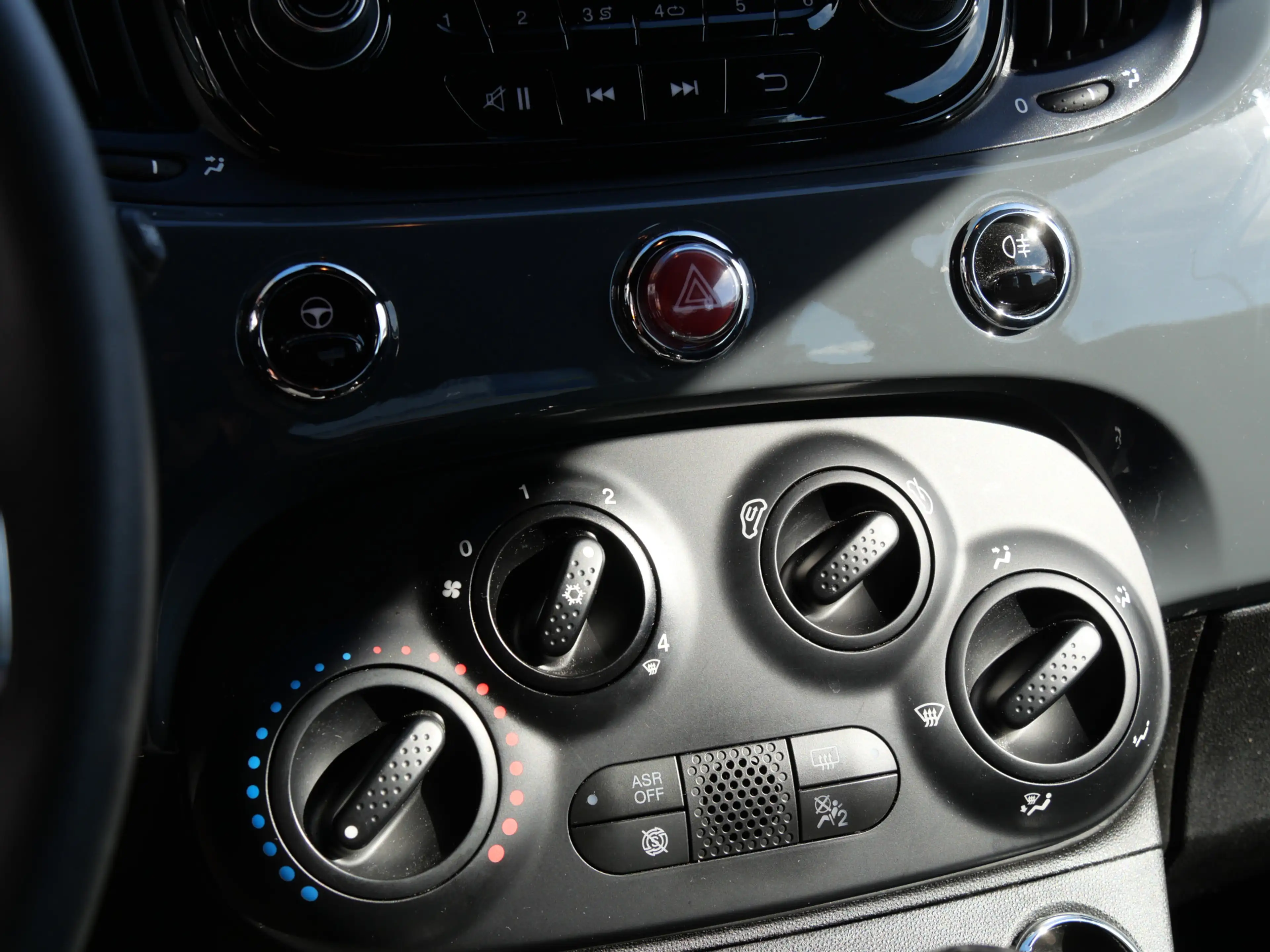 Fiat 500 1.0 Hybrid Pop — photo 8