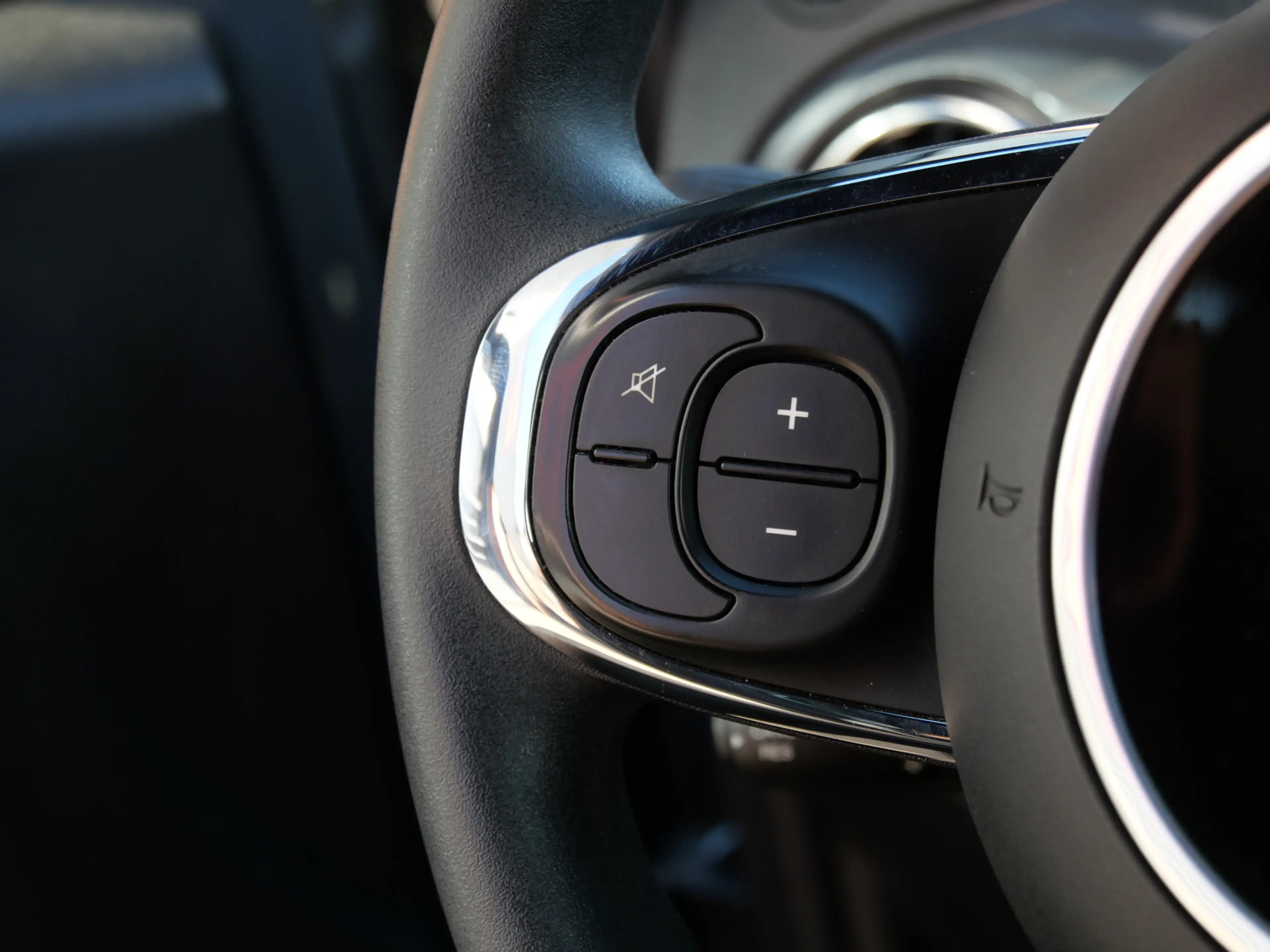 Fiat 500 1.0 Hybrid Pop — photo 9